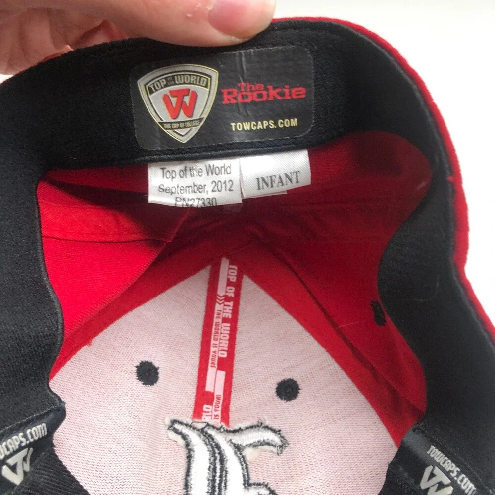 Louisville Cardinals Infant Boys Hat Red Baseball Cap NCAA College Youth‎ Sports